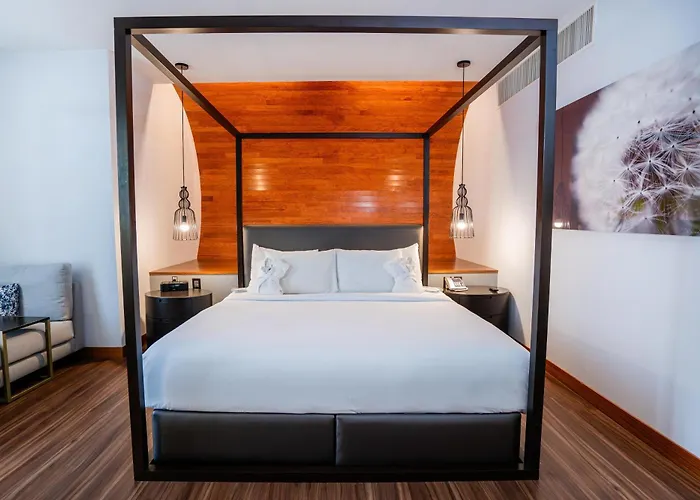 Doubletree By Hilton Santa Fe Hotel