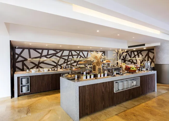Doubletree By Hilton Santa Fe 4*