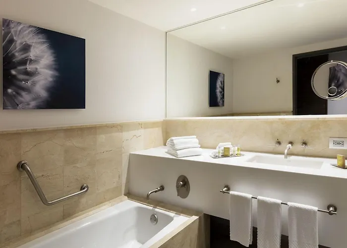 Doubletree By Hilton Santa Fe Hotel