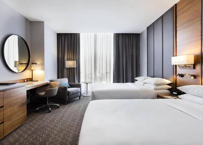 Doubletree By Hilton Santa Fe 4*