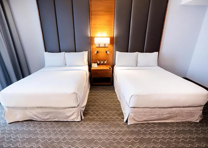 Doubletree By Hilton Santa Fe 4*