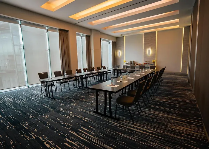 Doubletree By Hilton Santa Fe Hotel 4*